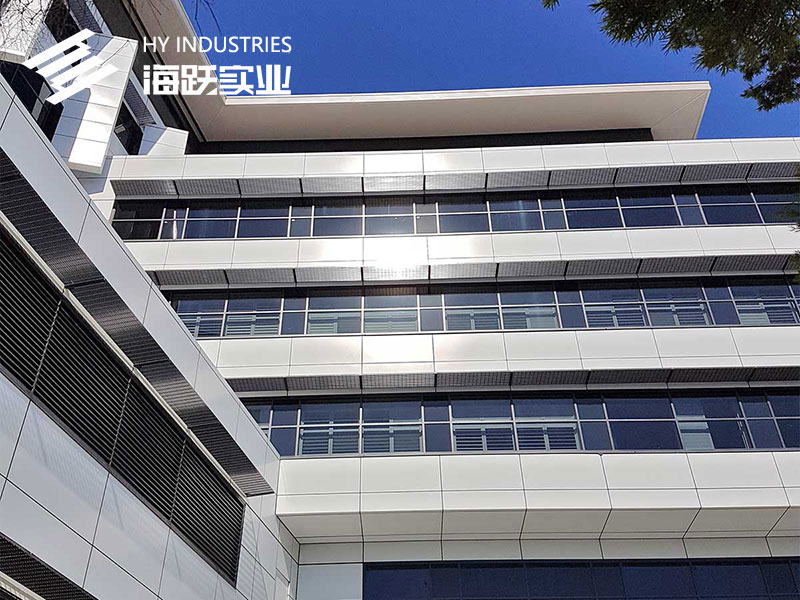 铝百叶图片效果图-Wollongong医院铝百叶图片